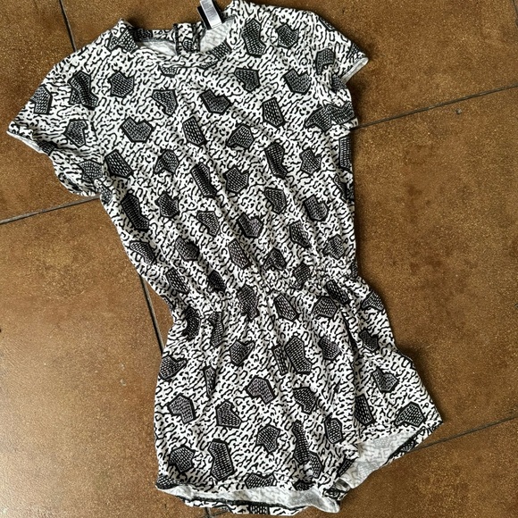 Black/white Patterned American Apparel Romper - Picture 5 of 6